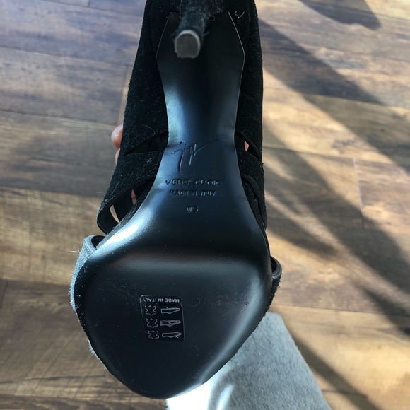 Giuseppe Zanotti Suede Floral Cutout Boots - Picture 6 of 9